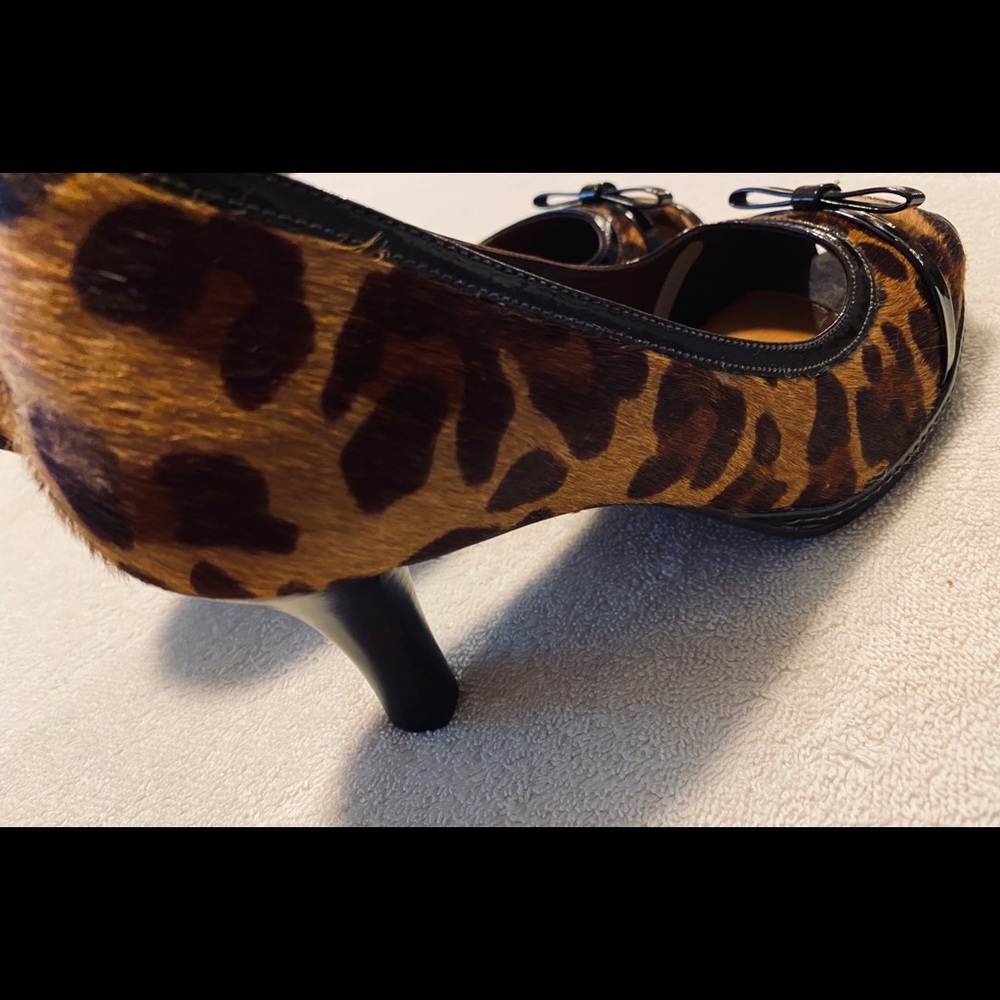 Brand New Quality Leather / Fur Heels By NURTURE
